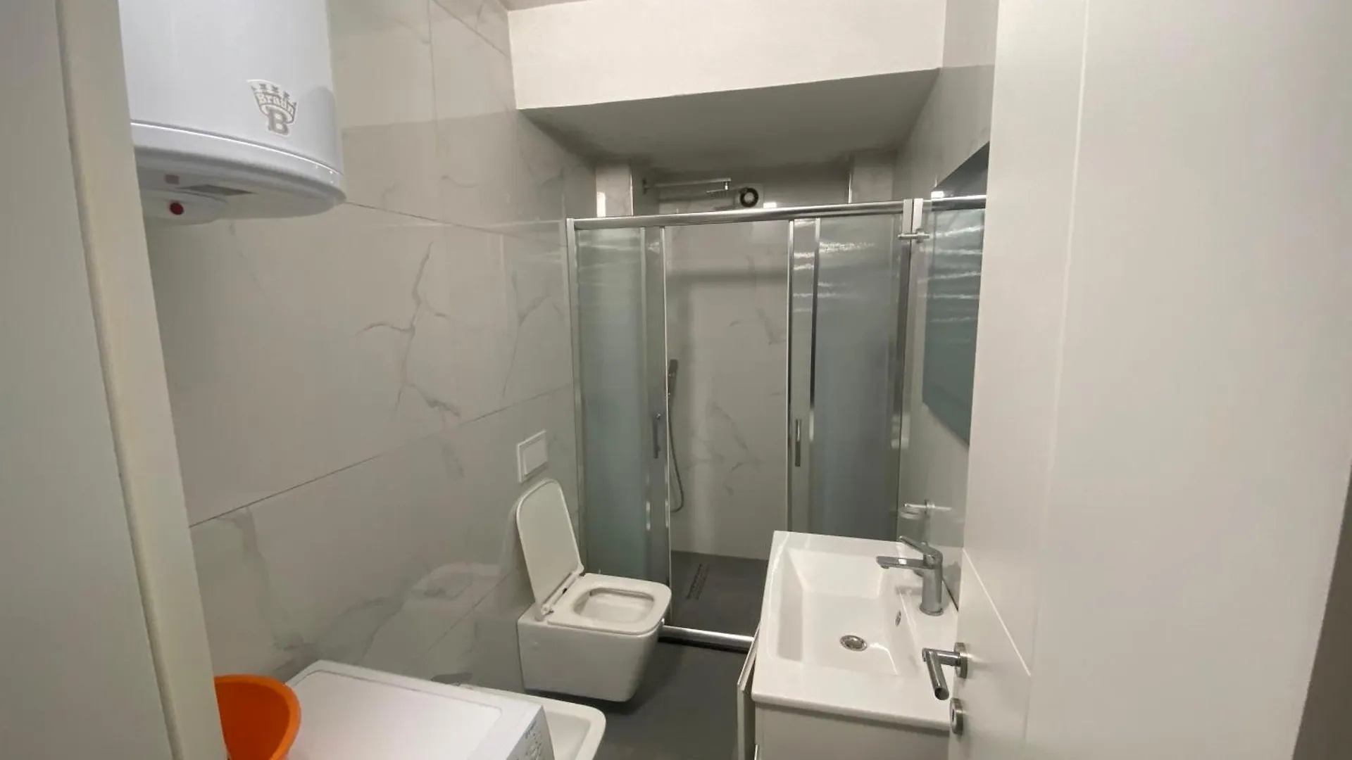 The White Nest - Minimal & Central Tirana 0*,  Albanie